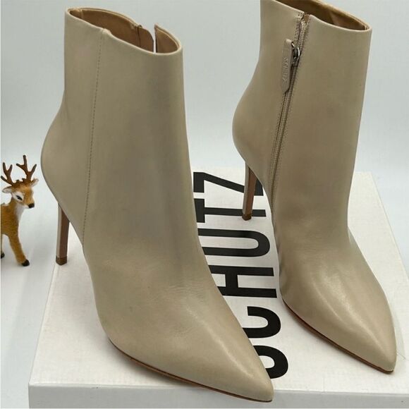 Women's Schutz , leather ankle boots size 7.5 made in Brazil - Picture 9 of 9